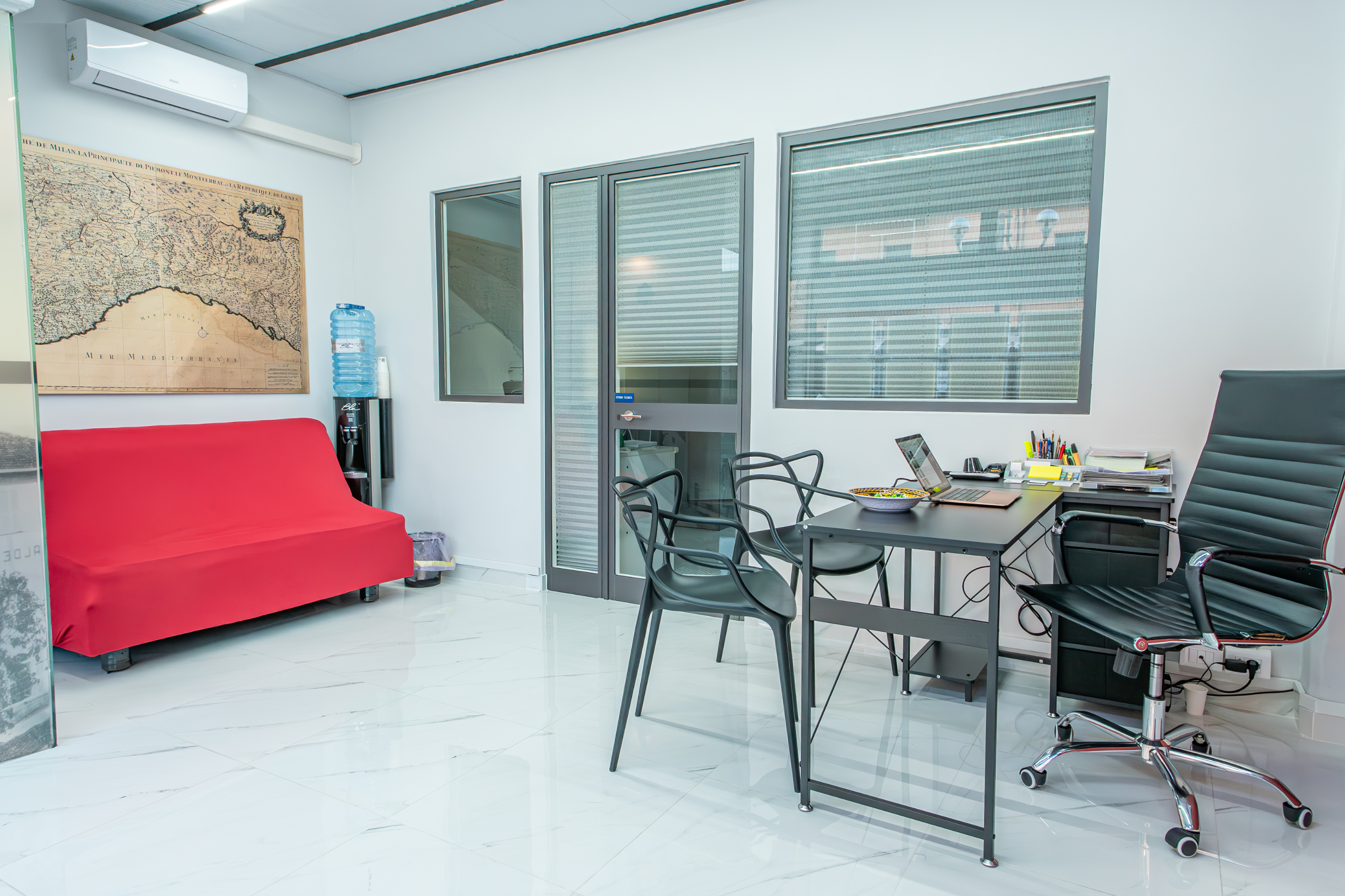 agenzia immobiliare moderna
